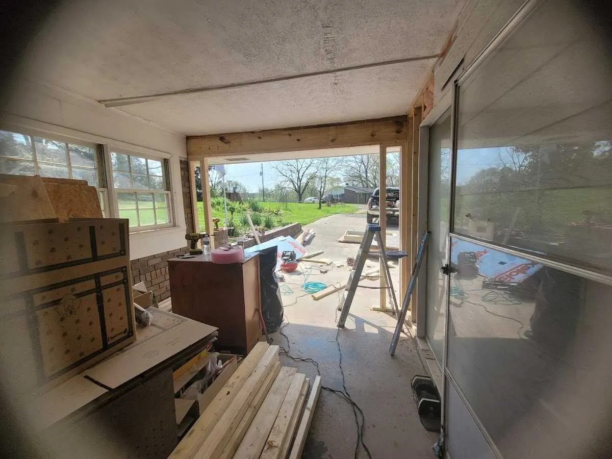 Air movers and dehumidifier for Drying & Dehumidification in Webster City